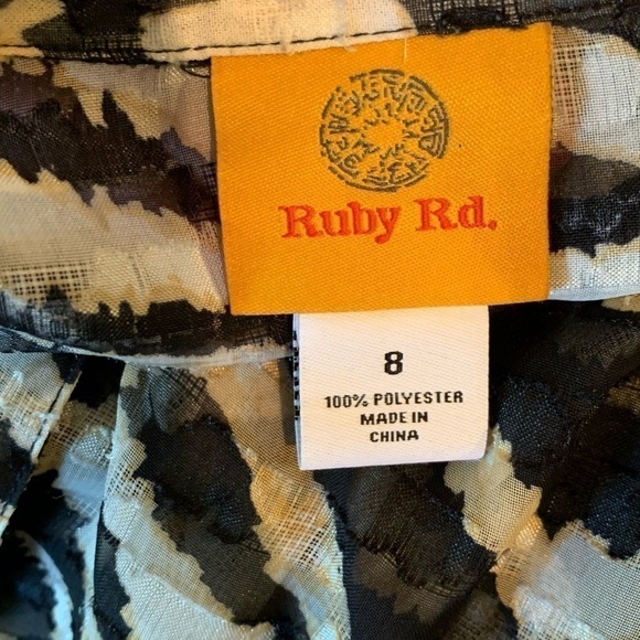 Ruby Rd. Sheer top size 8 EUC - Picture 4 of 4
